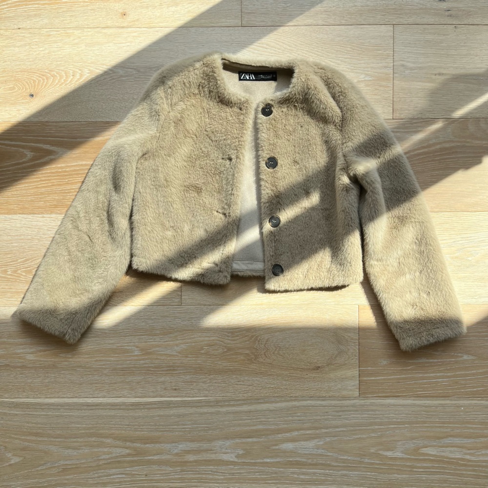 Zara Women's Natural Faux Fur Jacket Size XS